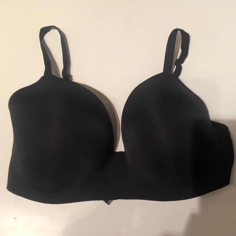 Victoria’s Secret 38DD bra